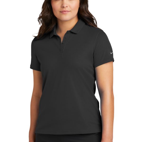 Nike Women's Victory Solid Polo NKDX6685