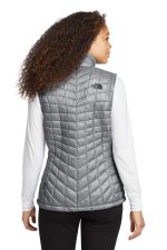 The North Face Women's ThermoBall ™ Trekker Vest - Image 2
